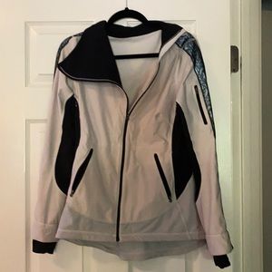 Lululemon Run Draft Dodger Jacket Polar Cream